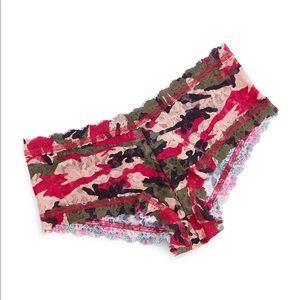 Huntress Signature Camo-Print Boyshorts